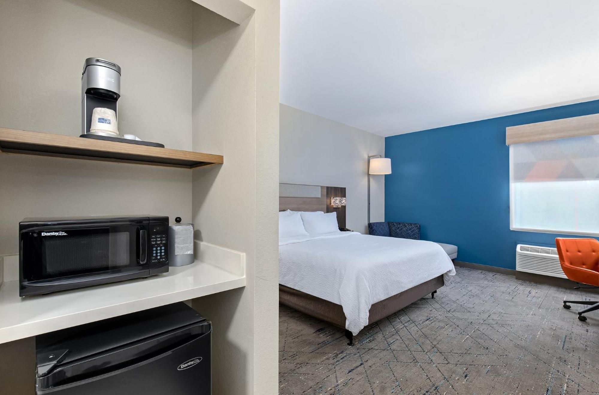 Holiday Inn Express Hurricane Mills Waverly By Ihg Eksteriør bilde