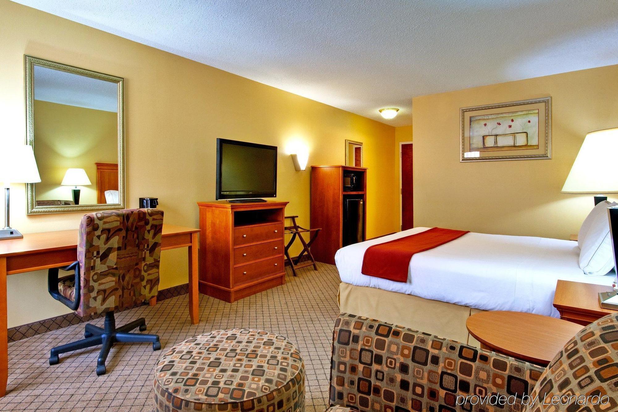 Holiday Inn Express Hurricane Mills Waverly By Ihg Eksteriør bilde