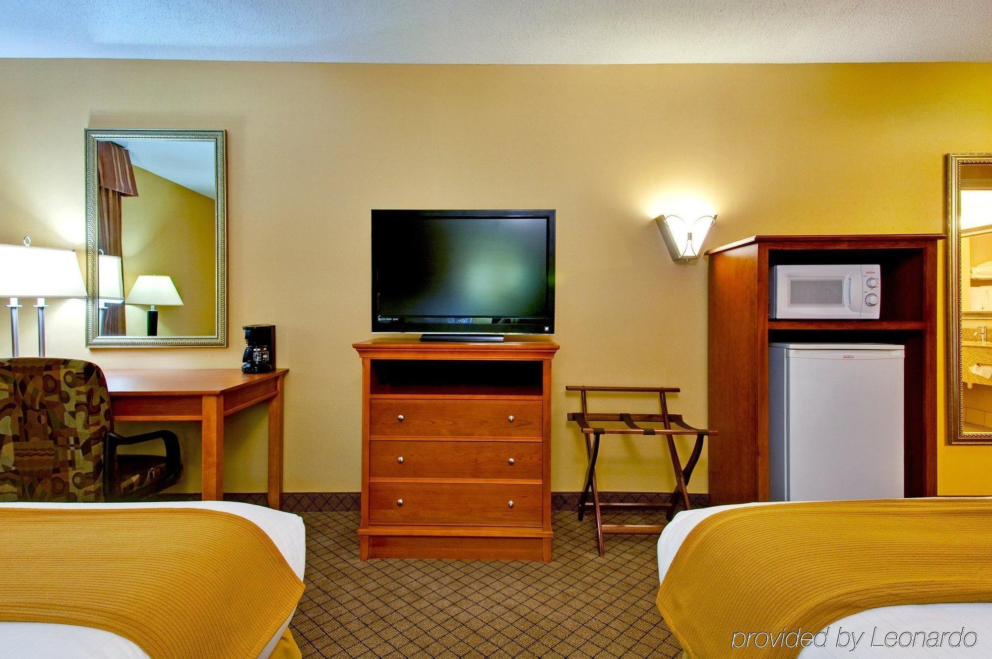 Holiday Inn Express Hurricane Mills Waverly By Ihg Rom bilde
