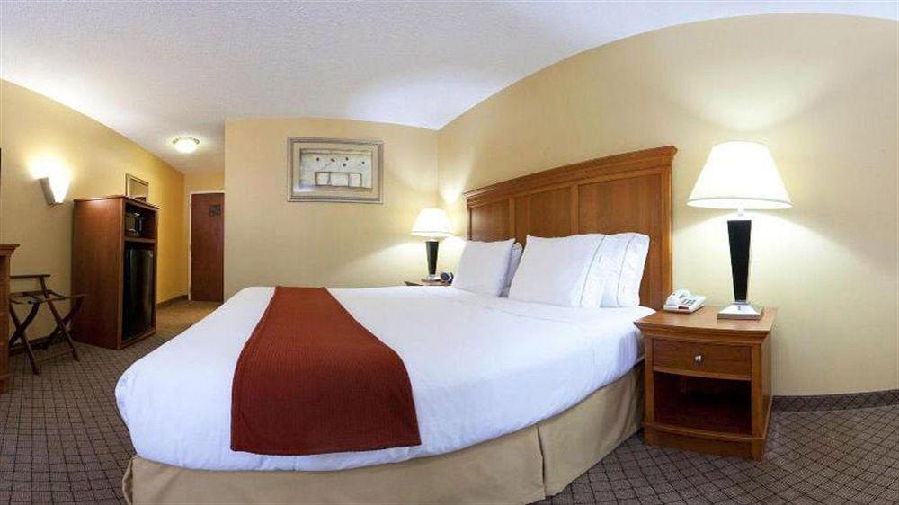 Holiday Inn Express Hurricane Mills Waverly By Ihg Eksteriør bilde